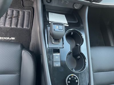 2026 Nissan Rogue — photo 14 view