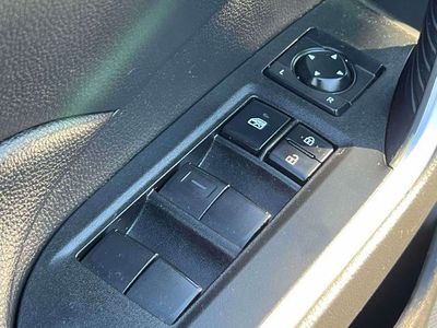 2022 Toyota RAV4 - Photo 18