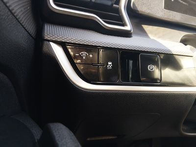 2025 Kia Sportage - Photo 13