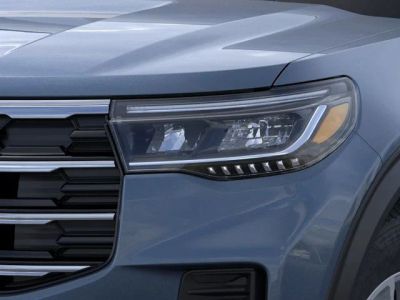 2026 Ford Explorer — photo 18 view