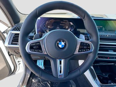 2026 BMW X5 — photo 8 view