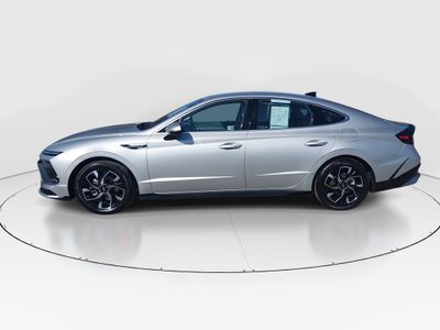2024 Hyundai Sonata — interior view