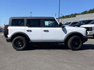 2026 Ford Bronco - Photo 2