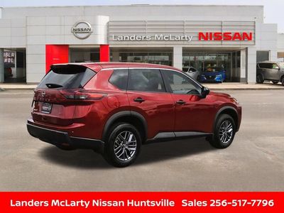 2025 Nissan Rogue - Photo 3