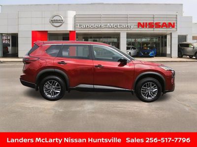 2025 Nissan Rogue - Photo 2