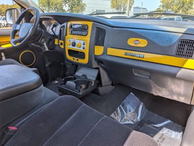 2005 Dodge Ram 1500 — photo 17 view