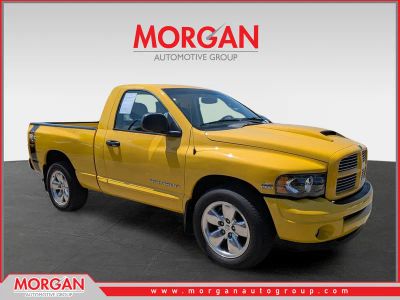 2005 Dodge Ram 1500 SLT in Solar Yellow Clearcoat — front three-quarter view