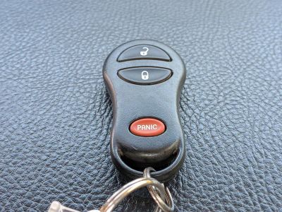 2005 Dodge Ram 1500 — photo 33 view