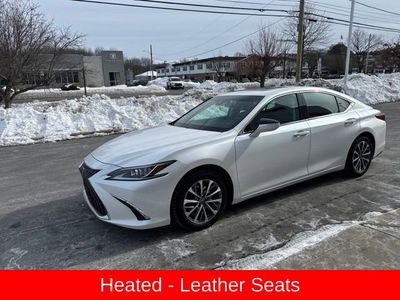 2022 Lexus ES 350 — photo 9 view