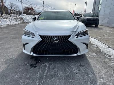 2022 Lexus ES 350 — photo 10 view