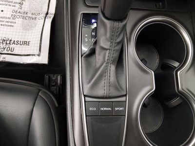 2024 Toyota Camry — photo 18 view