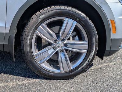 2020 Volkswagen Tiguan - Photo 10