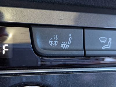 2020 Volkswagen Tiguan - Photo 24