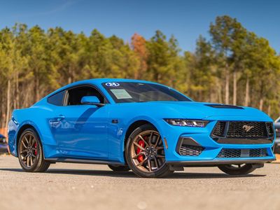 2024 Ford Mustang - Photo 2