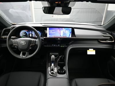 2026 Toyota Crown XLE Sedan - Photo 13