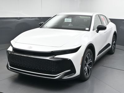 2026 Toyota Crown XLE Sedan - Photo 2