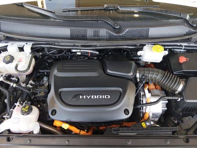 2023 Chrysler Pacifica — photo 9 view