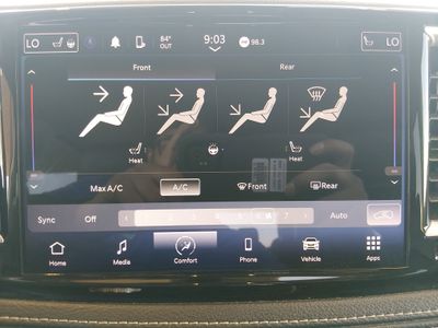 2023 Chrysler Pacifica — photo 18 view