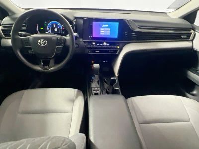 2025 Toyota Camry — photo 26 view
