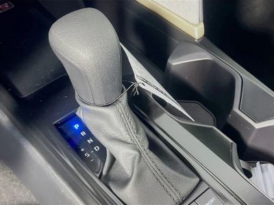 2025 Toyota Camry — photo 21 view
