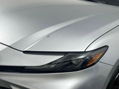 2025 Toyota Camry — photo 9 view