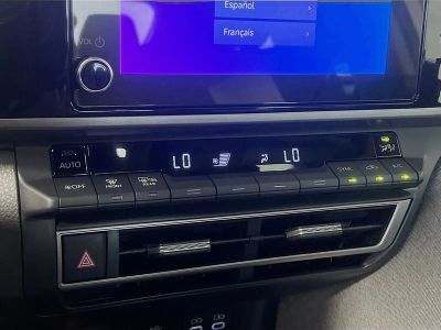 2025 Toyota Camry — photo 23 view