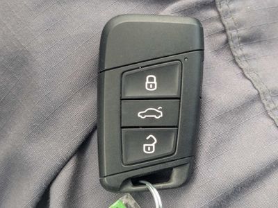 2023 Volkswagen Taos - Photo 36