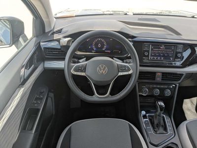 2023 Volkswagen Taos - Photo 18