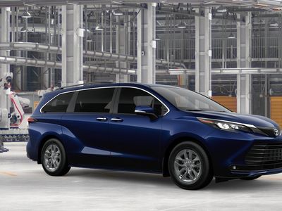 2026 Toyota Sienna — photo 14 view