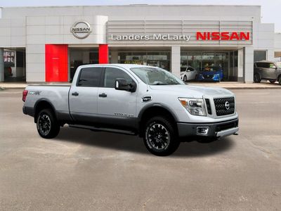 2019 Nissan Titan XD - Photo 1