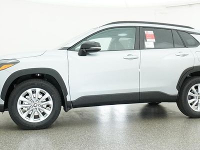 2026 Corolla Cross LE - Photo 12