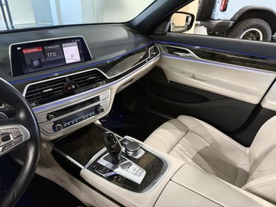 2019 BMW 7 Series - Photo 17