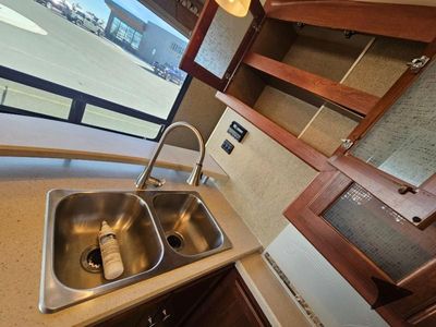 2015 Winnebago Vista - Photo 27