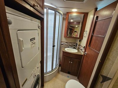 2015 Winnebago Vista - Photo 41