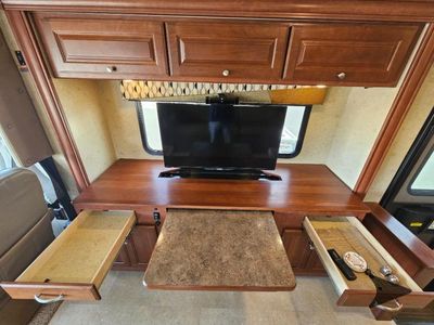 2015 Winnebago Vista - Photo 14