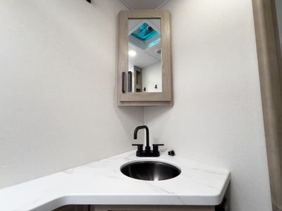 2026 Grand Design IMAGINE XLS - Photo 16