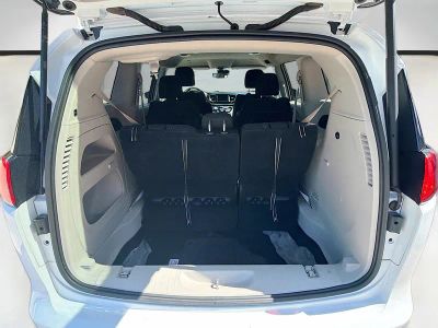 2023 Chrysler Voyager — photo 25 view