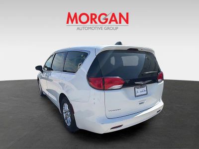 2023 Chrysler Voyager — detail view