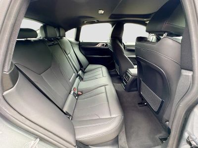 2024 BMW 4 Series — photo 26 view