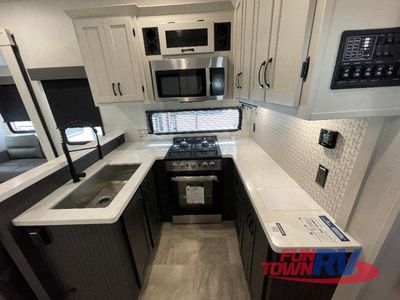 2026 Coachmen RV Brookstone - Photo 12