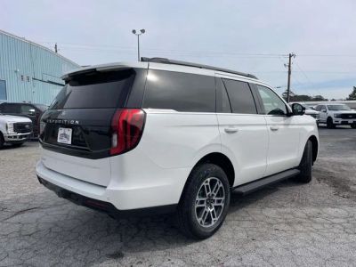 2026 Ford Expedition - Photo 3