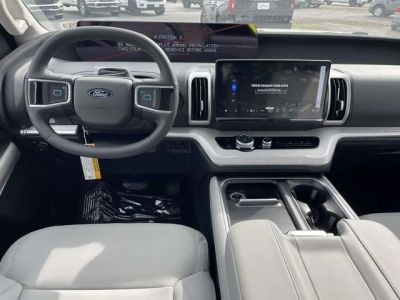 2026 Ford Expedition - Photo 4