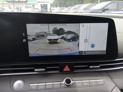 2024 Hyundai Elantra — photo 16 view