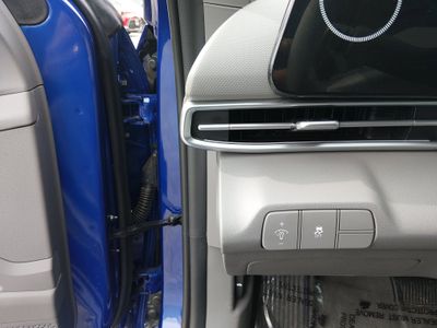 2024 Hyundai Elantra — photo 20 view