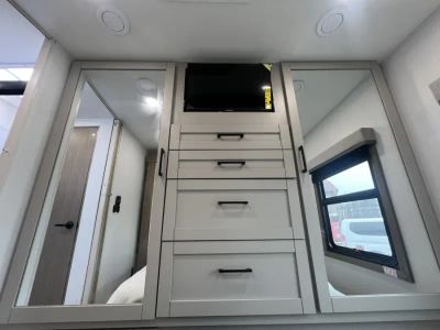 2027 Entegra ODYSSEY — photo 16 view