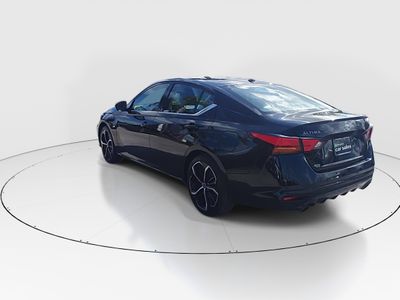 2024 Nissan Altima — detail view