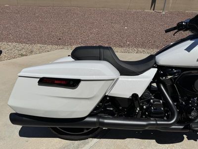 2025 Harley-Davidson FLHX - Street Glide - Photo 12
