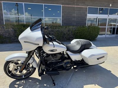 2025 Harley-Davidson FLHX - Street Glide - Photo 2
