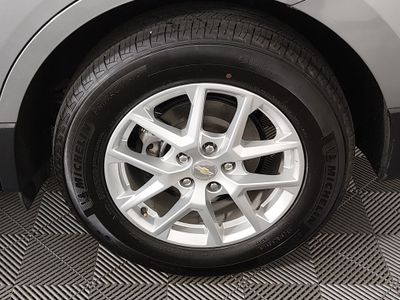 2024 Chevrolet Equinox — photo 10 view