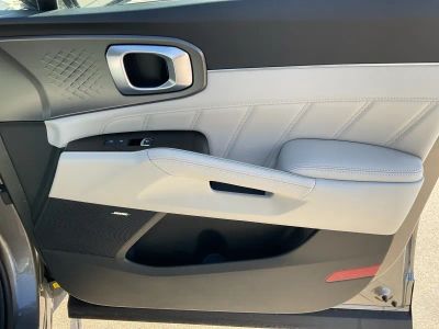 2026 Kia Sorento Hybrid - Photo 21